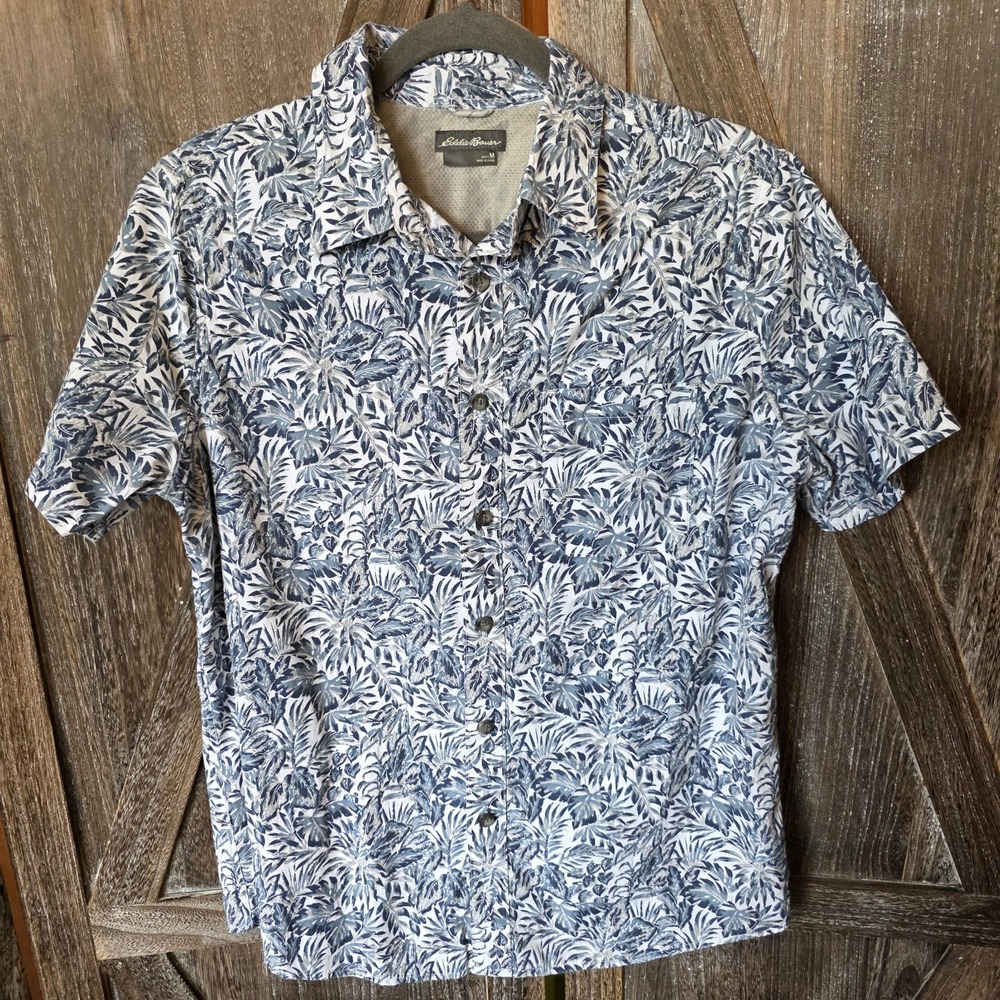 Eddie Bauer Shirt Mens Size Medium White & Blue Floral Hawaiian Button Up Collar